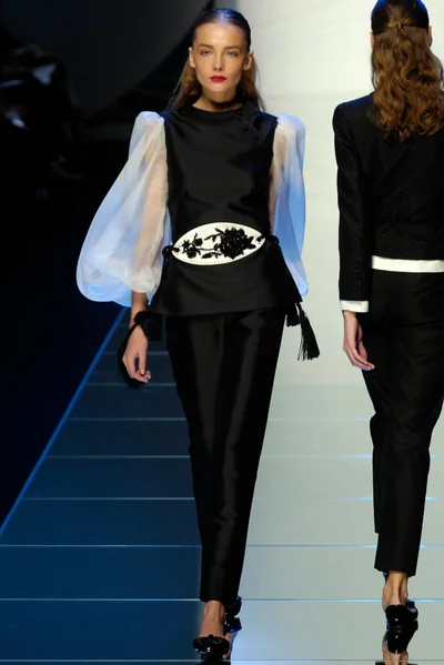 Look 5